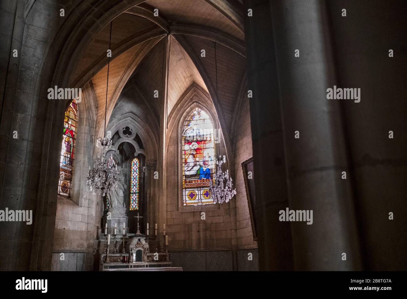 Chiesa di Santa Tropima e chiostro. Arles (Provenza, Occitania, Francia, Europa) Foto Stock