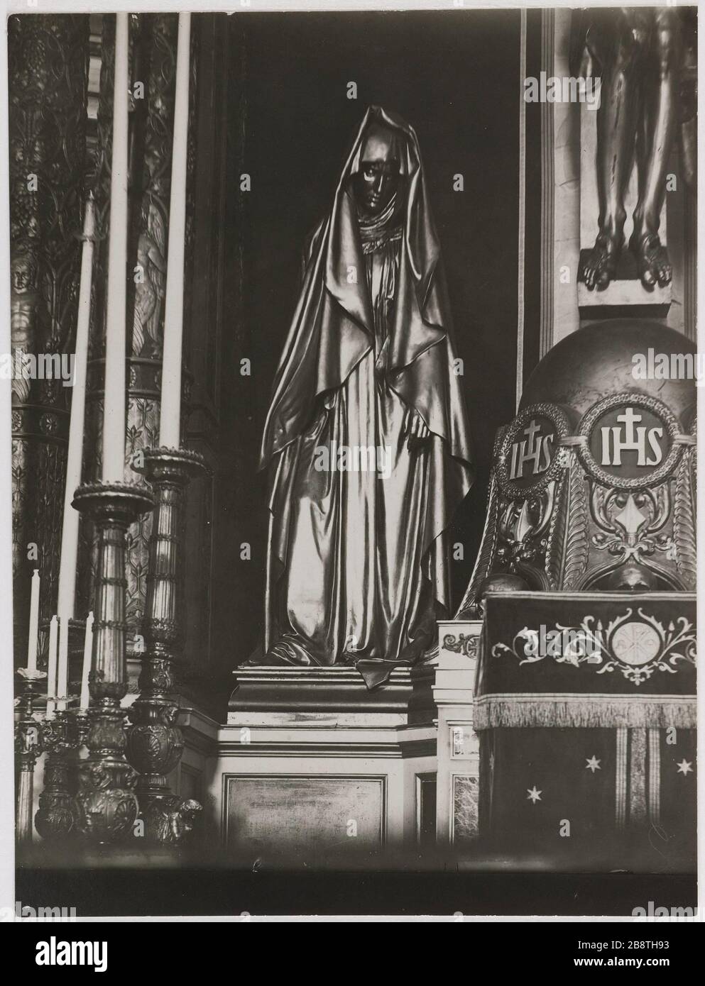 Chiesa di San Vincenzo de' Paoli, particolare del Calvario, invece Lafayette, 10 ° arrondissement, Parigi. Chiesa di San Vincenzo de' Paoli dettaglio - Mary Place Lafayette 06/25/20 Eglise Saint-Vincent-de-Paul, détail du Calvaire, Place la Fayette. Paris (Xème arr.).Photographie de Charles Lansiaux (1855-1939). Tigre au gélatino-bromure d'argent, 1920. Parigi, musée Carnavalet. Parigi, musée Carnavalet. Foto Stock