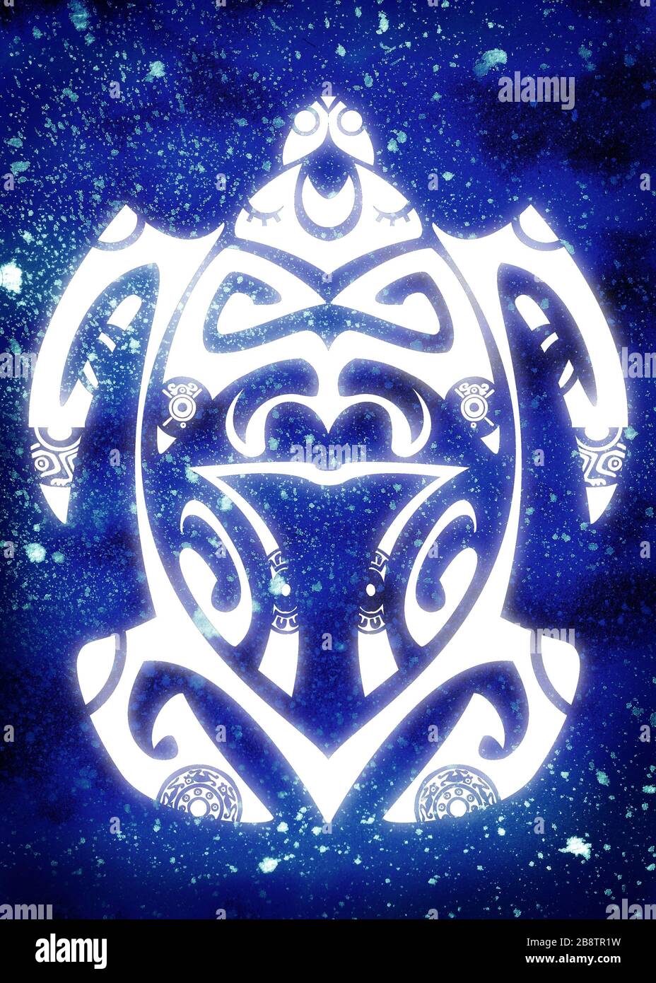 Tartaruga tribale Maori bianco brillante sfondo: Blu spazio Foto Stock