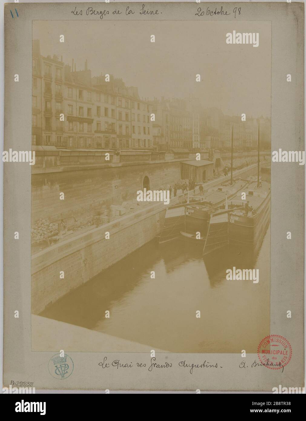 Le rive della Senna - 20 ottobre 98 - / le Quai des Grands Augustins. Lavori sulle banche Quai des Grands Augustins, 6 ° arrondissement, Parigi. Travaux sur les berges, quai des Grands-Augustins. Parigi (VIème arr.), 20 ottobre 1898. Photographie d'Albert Brichaut. Tigre au gélatino-chlorure d'argent, 1898. Parigi, musée Carnavalet. Foto Stock