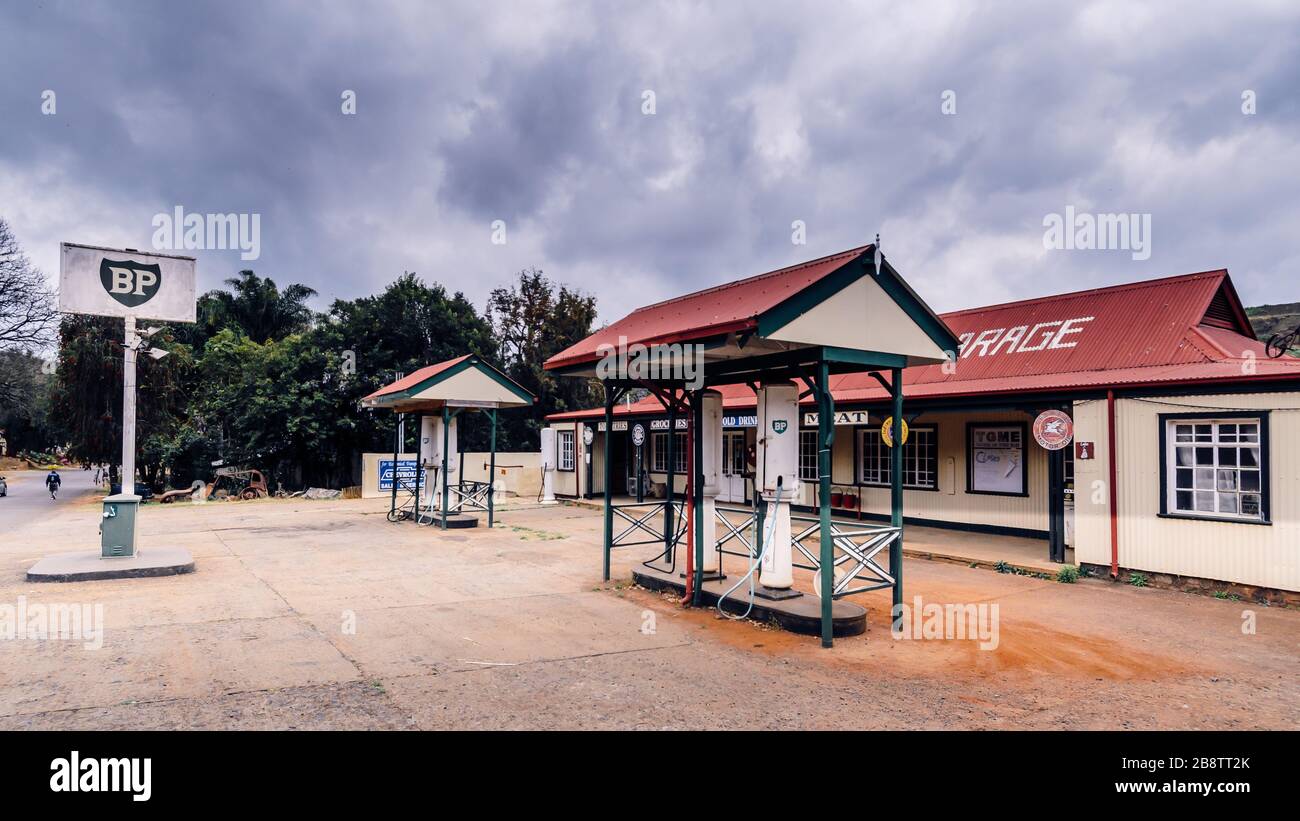 Vecchio BP British Petroleum petrolio società di benzina e stazione di servizio sulla rotta Panorama pellegrini riposo Sud Africa Foto Stock