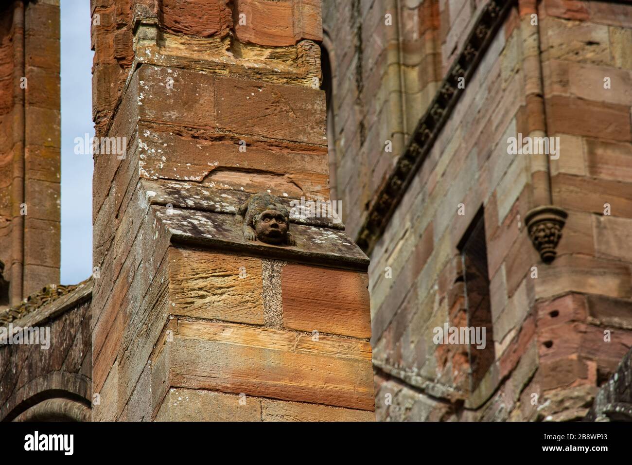 Passeggia per la storica abbazia di Melrose in Gran Bretagna nel Regno Unito Foto Stock