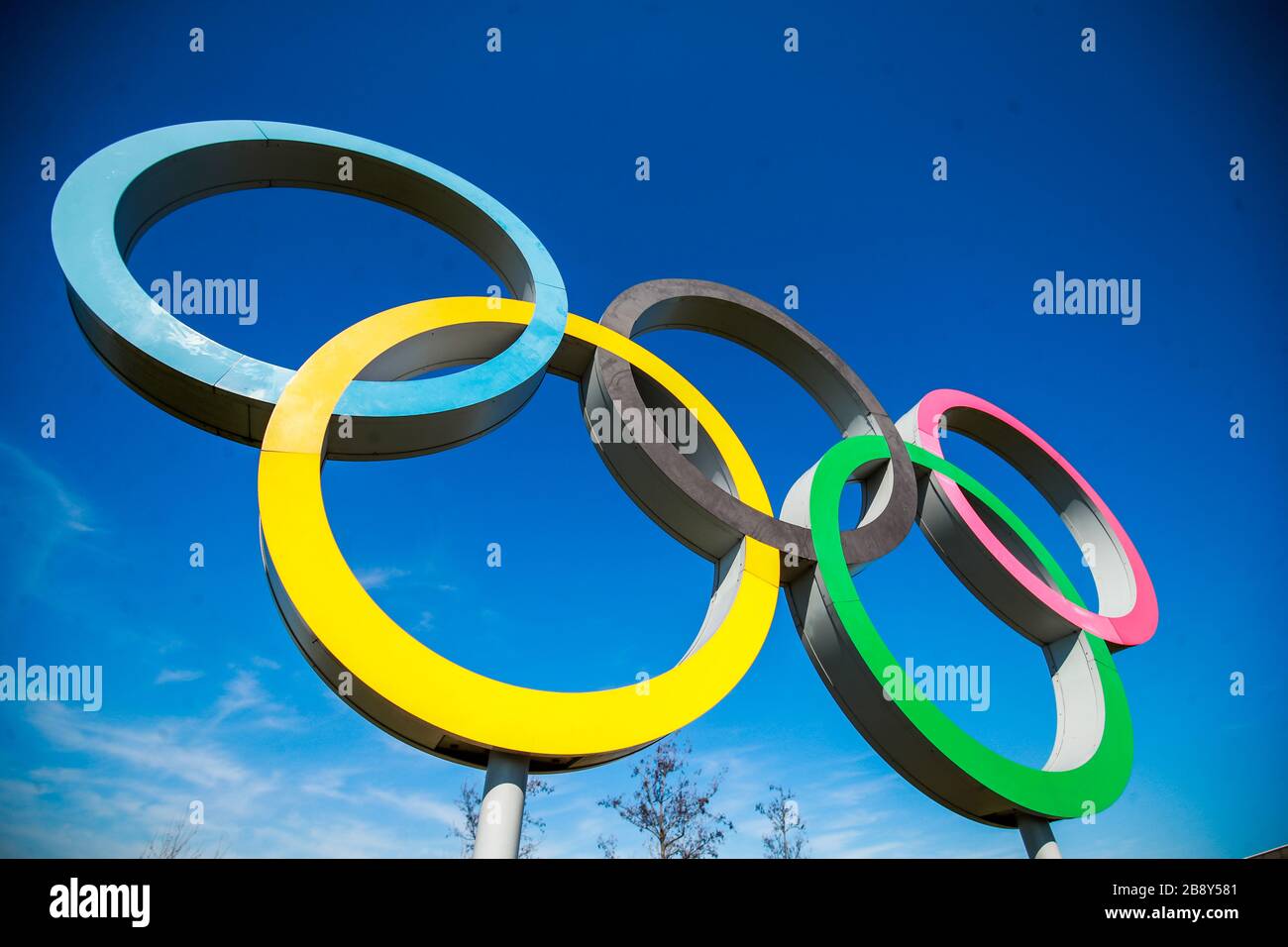 L'Olympic Ring al Queens Elizabeth Park, Londra. Foto Stock