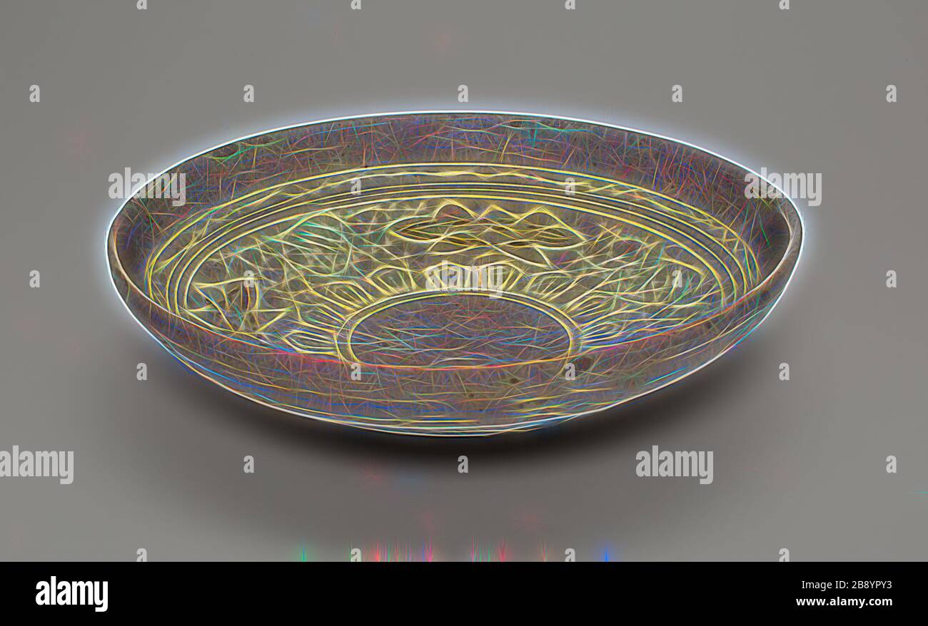 Low Bowl, dinastia Goryeo (918–1392), 14th secolo, Corea, Corea, gres porcellanato con decorazione intarsiata di argille nere e bianche, H. 5,7 cm (2 1/4 in.), diam. 19,3 cm, Reimagined by Gibon, design di calda luce allegra di luminosità e raggi luminosi. Arte classica reinventata con un tocco moderno. La fotografia ispirata al futurismo, che abbraccia l'energia dinamica della tecnologia moderna, del movimento, della velocità e rivoluziona la cultura. Foto Stock