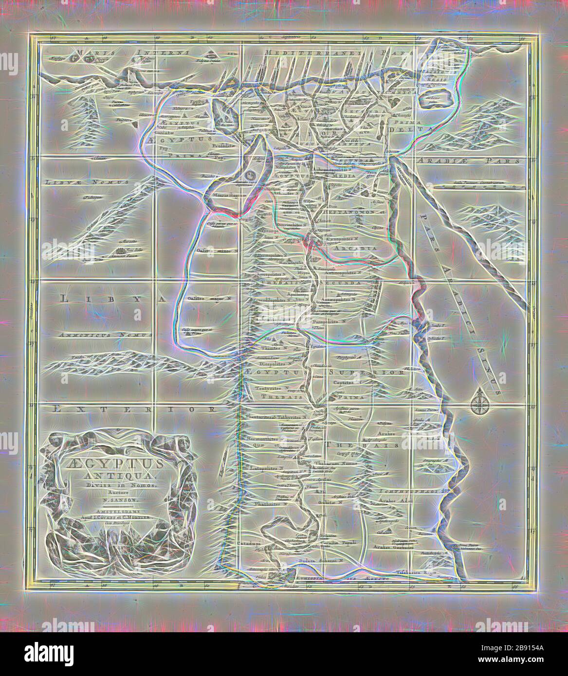 Mappa, Ægyptus Antiqua, divisa in Nomos, Nicolas Sanson (1600-1667), Copperplate print, Reimagined by Gibon, disegno di calore allegro di luminosità e raggi di luce radianza. Arte classica reinventata con un tocco moderno. La fotografia ispirata al futurismo, che abbraccia l'energia dinamica della tecnologia moderna, del movimento, della velocità e rivoluziona la cultura. Foto Stock