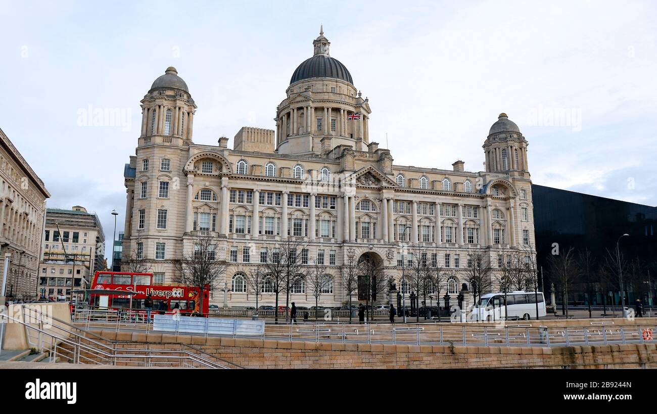 Edificio "Porto di Liverpool".. NON l'edificio Cunard come indicato nella foto...(Spiacenti) Foto Stock