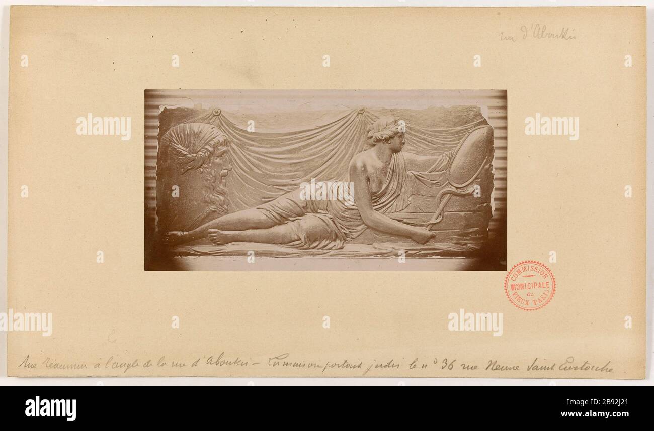 Reaumur Street all'angolo di rue d'Aboukir - la casa ex portava il numero 36 Rue Neuve Saint Eustache. Casa di rilievo scolpito 36 rue Neuve Saint Eustache, 2 ° distretto, Paris Relief sculté, rue Réaumur à l'angle de la rue d'Aboukir. La maison portait jadis le n°36 rue Neuve-Saint-Eustache, Parigi (IIème arr.). Anonima fotographie. Tigre au gélatino-chlorure d'argent. Parigi, musée Carnavalet. Parigi, musée Carnavalet. Foto Stock