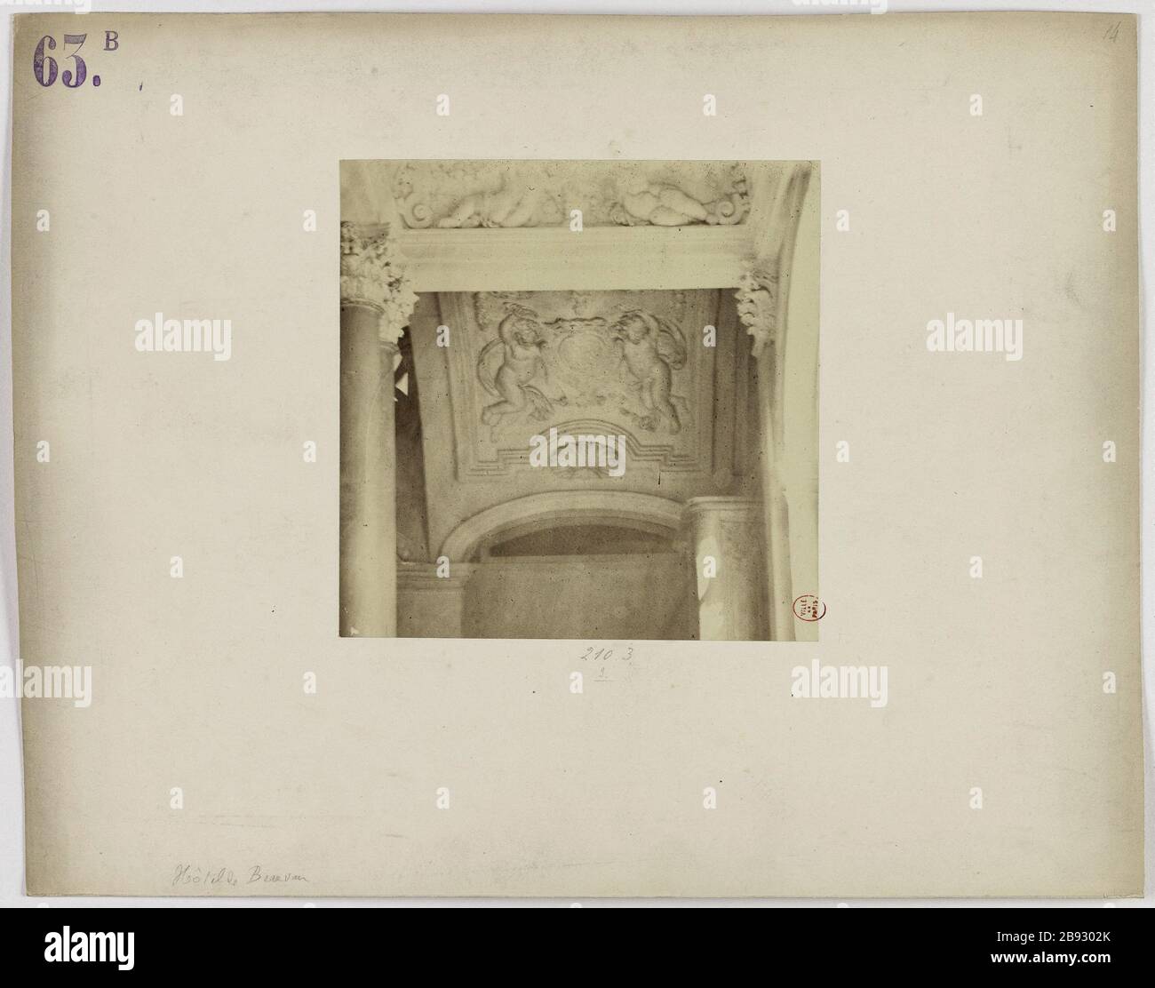 Hotel Beauvais. Hotel Beauvais, Via François-Miron, 4 ° distretto, Parigi le Marais. Hôtel de Beauvais, 68 rue François-Miron, Parigi (IVème arr.). Anonima fotographie. Tirage sur papier albuminé. Parigi, musée Carnavalet. Foto Stock