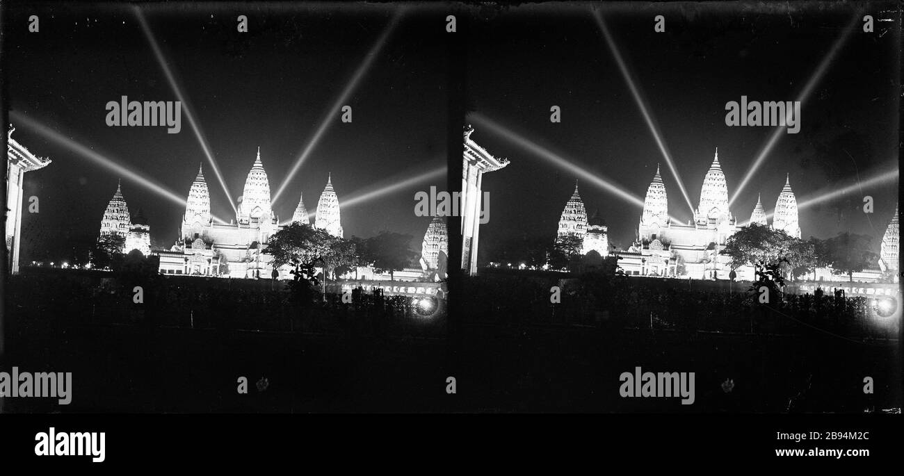 TEMPIO, VISTA NOTTURNA, ESPOSIZIONE COLONIALE 1931 Tempio, vue nocturne, esposizione coloniale de 1931. Parigi, 1931. Vue stéréoscopique anonyme. Parigi, musée Carnavalet. Foto Stock