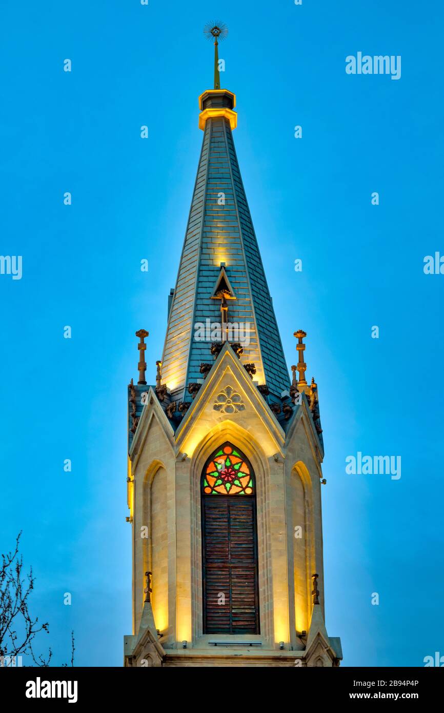Campanile della Chiesa del Salvatore, Baku, Azerbaigian Foto Stock
