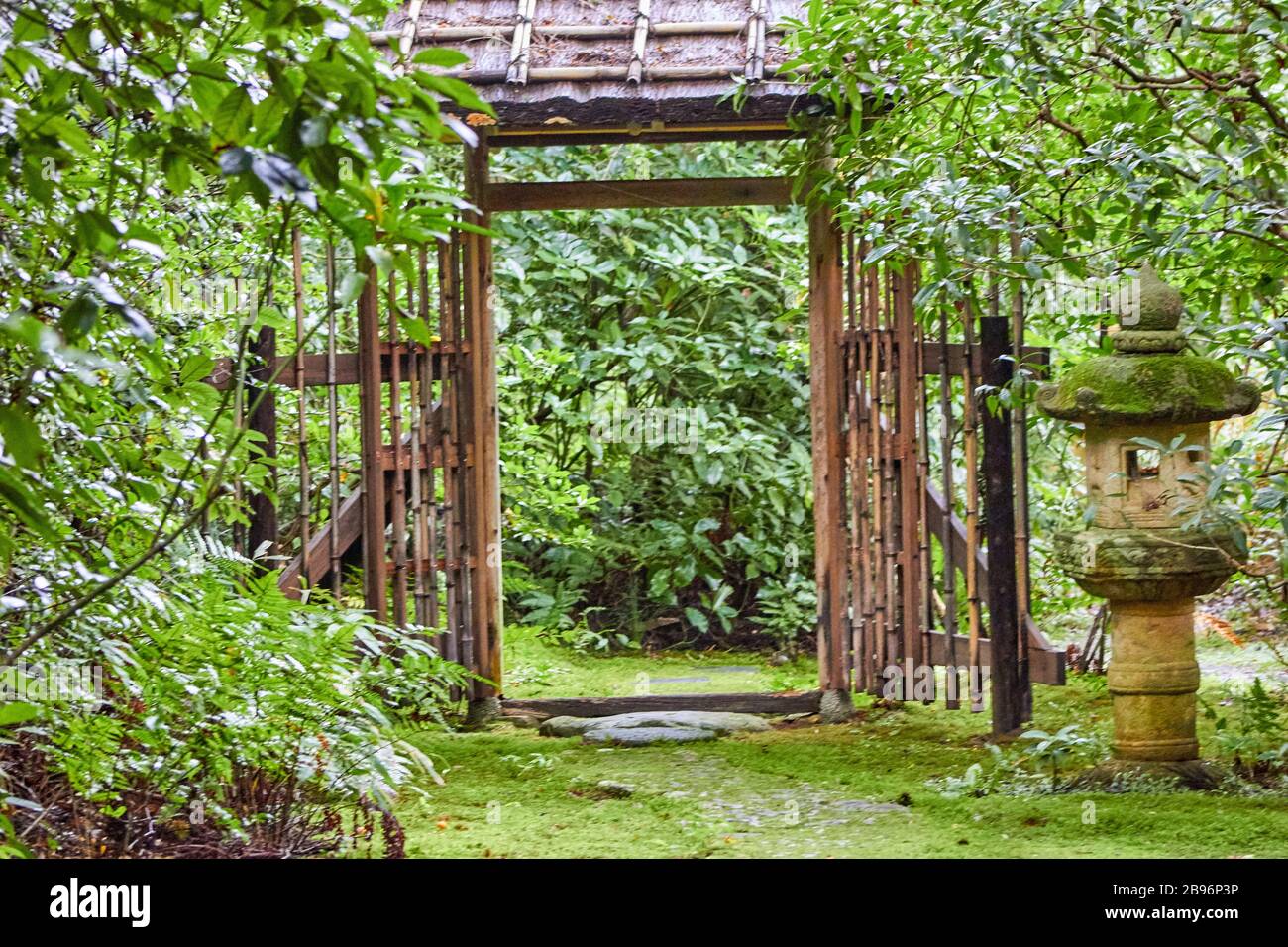 Ingresso al giardino giapponese Foto Stock