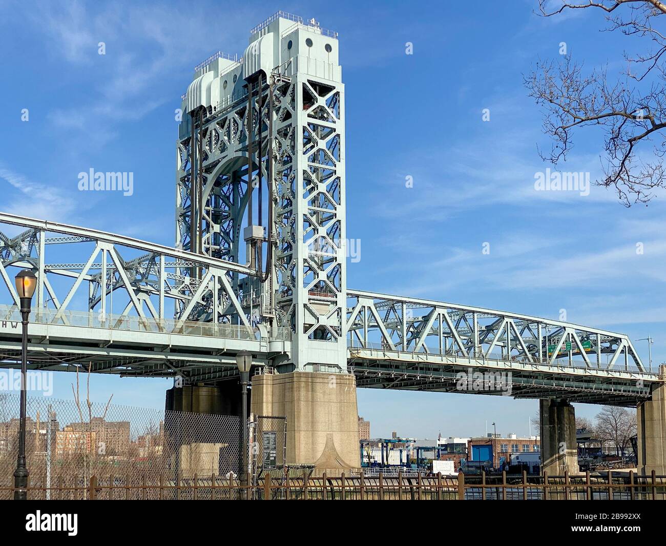 Harlem River Lift Span sezione del Triborough Bridge, New York City, USA Foto Stock