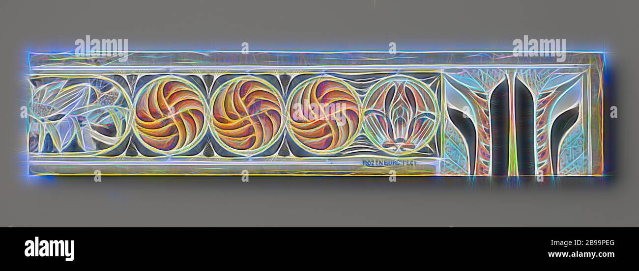 Piastra in ceramica appartenente ad un camino della casa di Dentz van Schaick, la piastra appartiene ad un camino che fa parte di una pannellatura realizzata per la casa di MR. Th.G. Dentz van Schaick su Frederiksplein di Amsterdam 50-52., Carel Adolph Lion cachet, l'Aia, c.. 1900 - c. 1905, terracotta, h 69.3 cm × l 19.3 cm × d 1.5 cm, reinventata da Gibon, disegno di calda e allegra luce di luminosità e di luminosità. Arte classica reinventata con un tocco moderno. La fotografia ispirata al futurismo, abbracciando l'energia dinamica della tecnologia moderna, del movimento, della velocità e rivoluzionando la cultura. Foto Stock