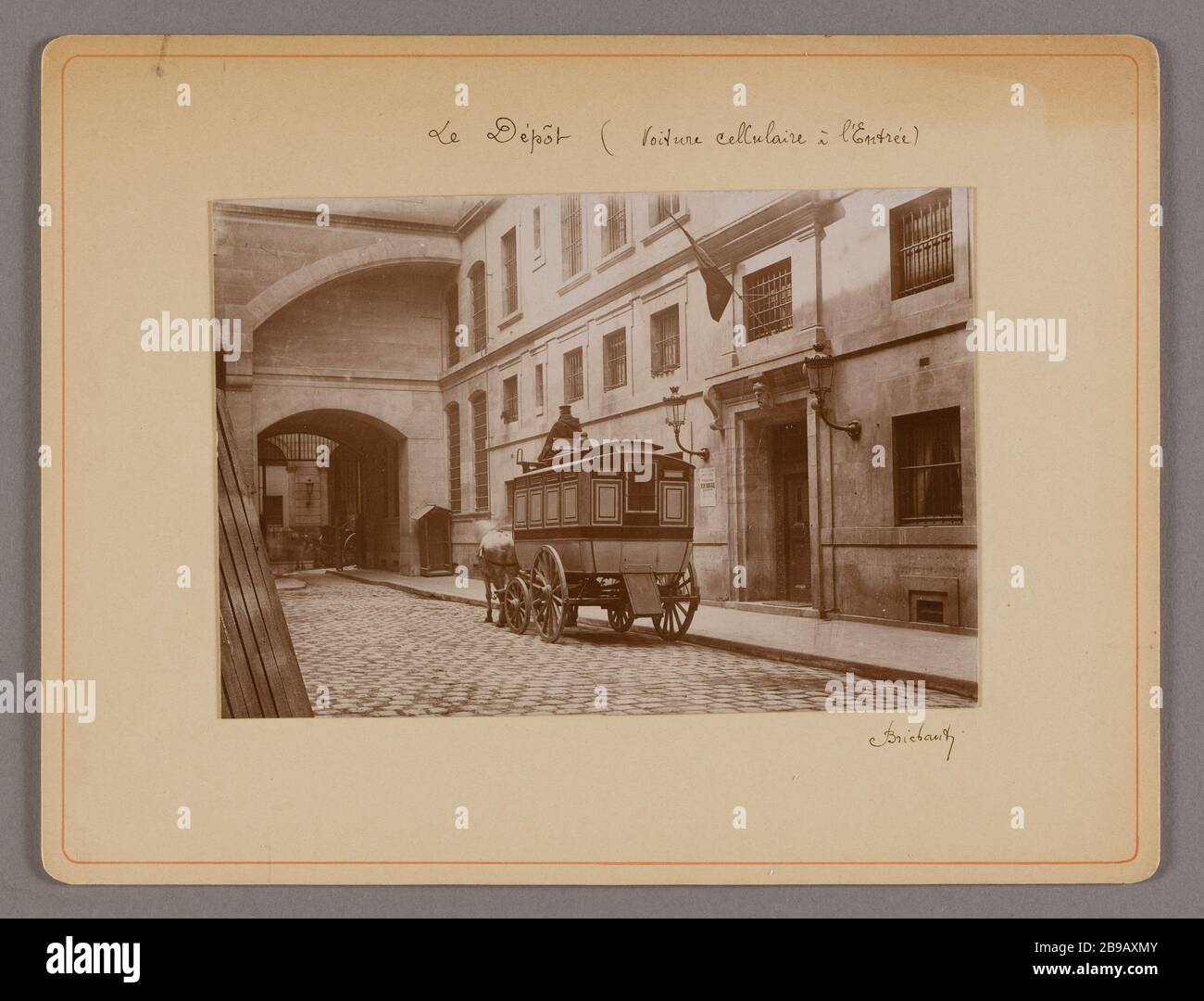 AUTO CAVALLO, IL DEPOSITO, IL TRIBUNALE, CITTÀ DELL'ISOLA, 4 ° DISTRETTO Voiture à cheval, le Dépôt, Palais de Justice, île de la Cité. Parigi, 4ème arr., 1898. Photographie d'Albert Brichaut. Parigi, musée Carnavalet. Foto Stock