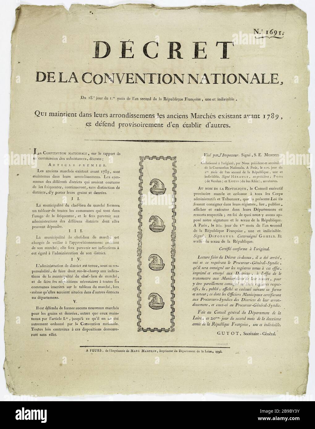 No.. 1691. DECRETO DELLA CONVENZIONE NAZIONALE a partire dal 18° giorno del primo mese del secondo anno della Repubblica francese [sic], uno e indivisibile, che detiene nei loro circoscrizioni [sic] vecchi mercati esistenti prima del 1789, e difende temporaneamente per stabilirne altri. N°. 1691. Décret de la Convention nationale qui maintient dans leurs arronisements les anciens Marchés existant avant 1789, et défend provisoirement d'en établir d'autres. Gravure sur bois et typicraphie, 1793. Parigi, musée Carnavalet. Foto Stock