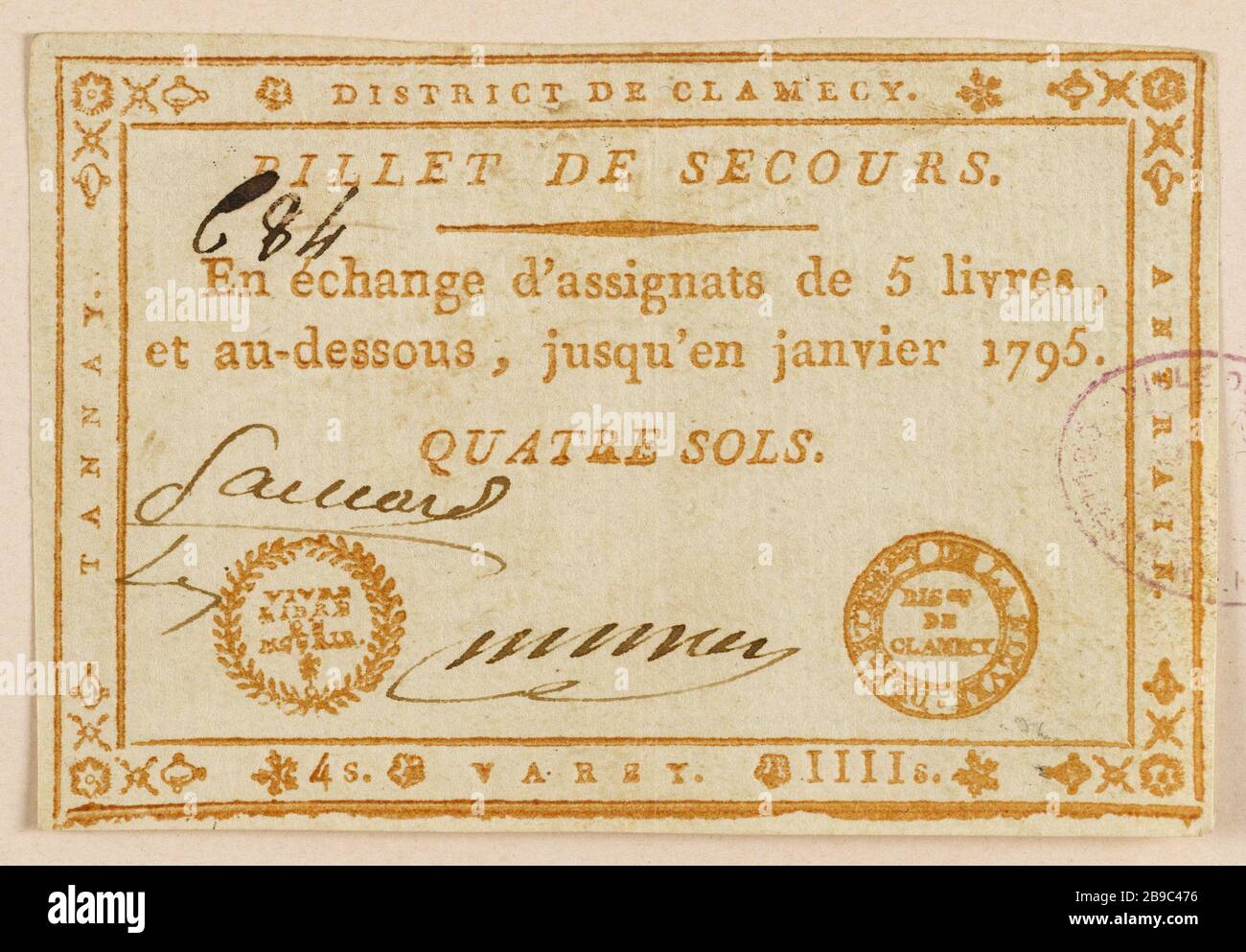 Ticket Relief 4 piani, comune Antrain, Tannay e Varzy, n ° 684. Anonyme. Billet de secours de 4 sols, communes d'Antrain, Tannay et Varzy, n° 684. Typographie ocre jaune, encré. Parigi, musée Carnavalet. Foto Stock