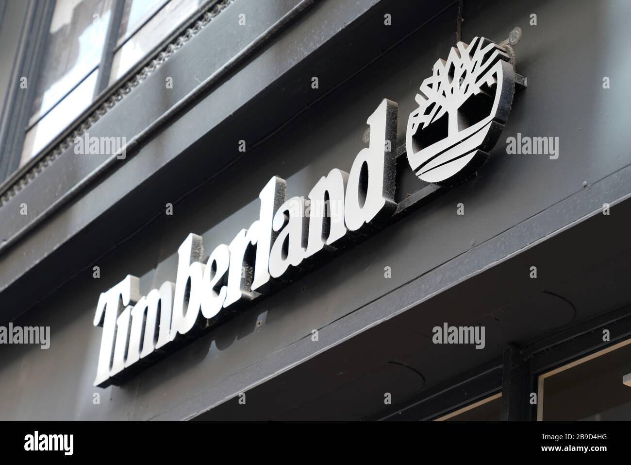 Bordeaux , Aquitaine / Francia - 09 18 2019 : Timberland negozio in città strada negozio segno Foto Stock