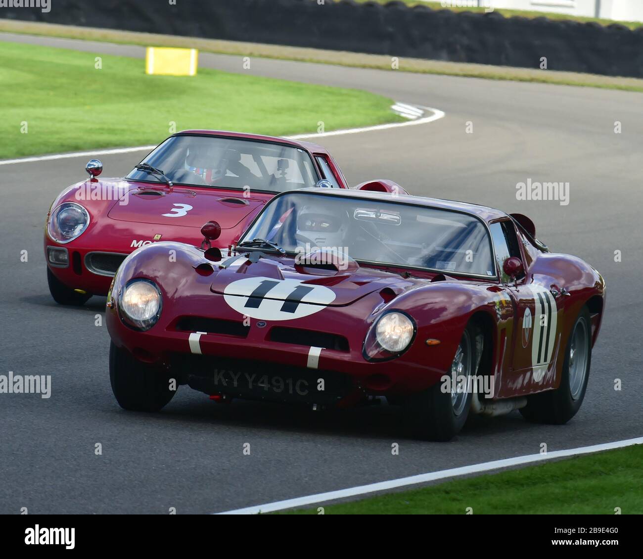 Andrew Hall, Jamie McIntyre, Bizzarrini 5300GT, RAC TT Celebration, vetture Cockpit GT chiuse, Goodwood Revival 2017, settembre 2017, automobili, automobili, Foto Stock