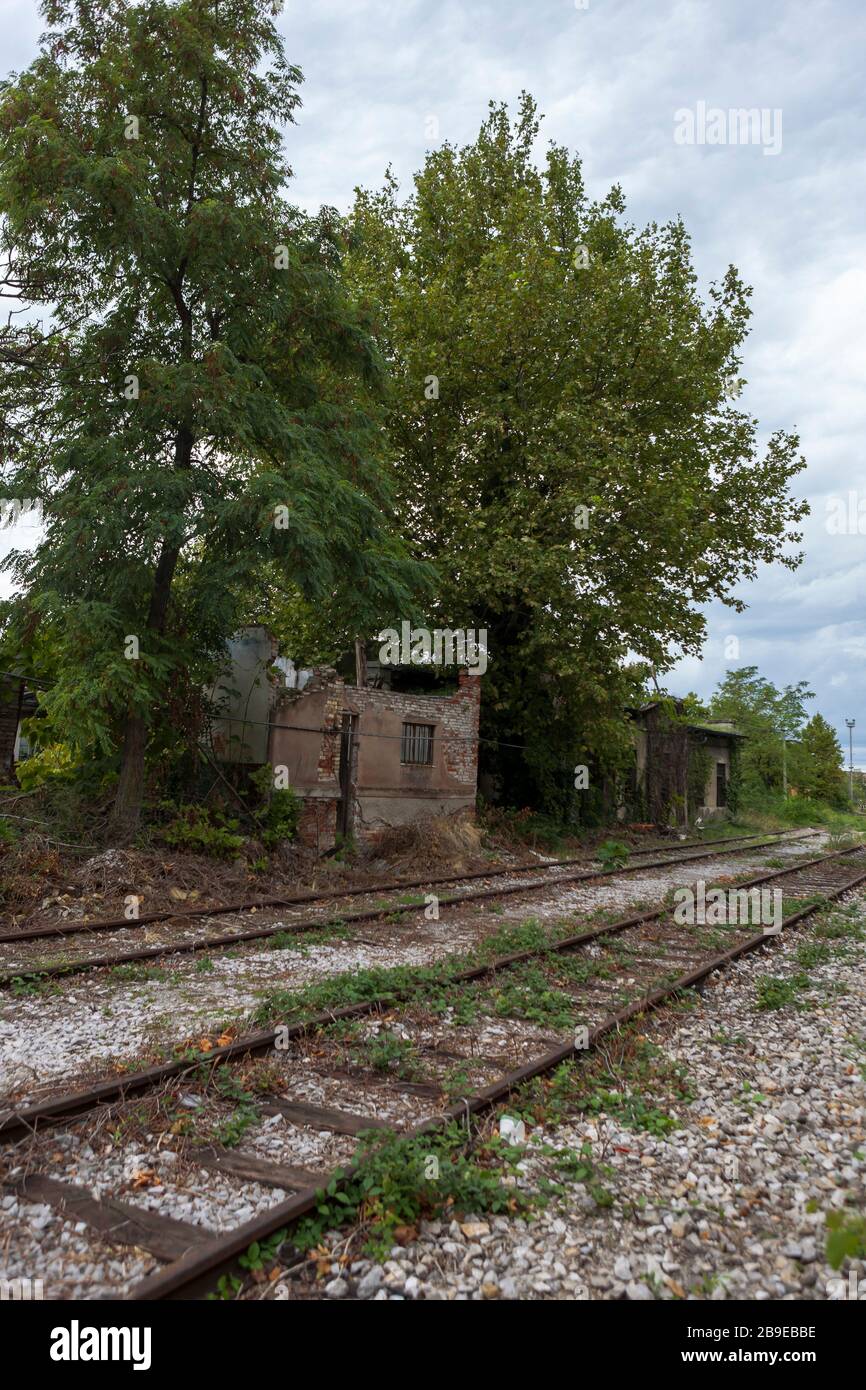Linee ferroviarie abbandonate nel Porto Vecchio di Trieste, Friuli-Venezia-Giulia, Italia Foto Stock