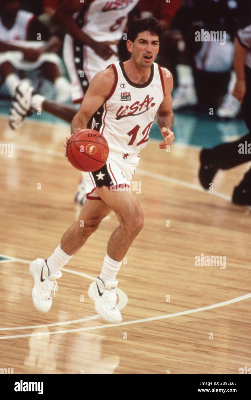 Primo: 22 luglio 1996 Sport, basket, uomini, Olimpiadi maschili, Olimpiadi estive, Atlanta, 96, 1996, vecchie immagini, USA vince la medaglia d'oro USA - Argentina 96:68 John Stockton, figura intera, 50 giocatori più grandi nella storia NBA | uso in tutto il mondo Foto Stock