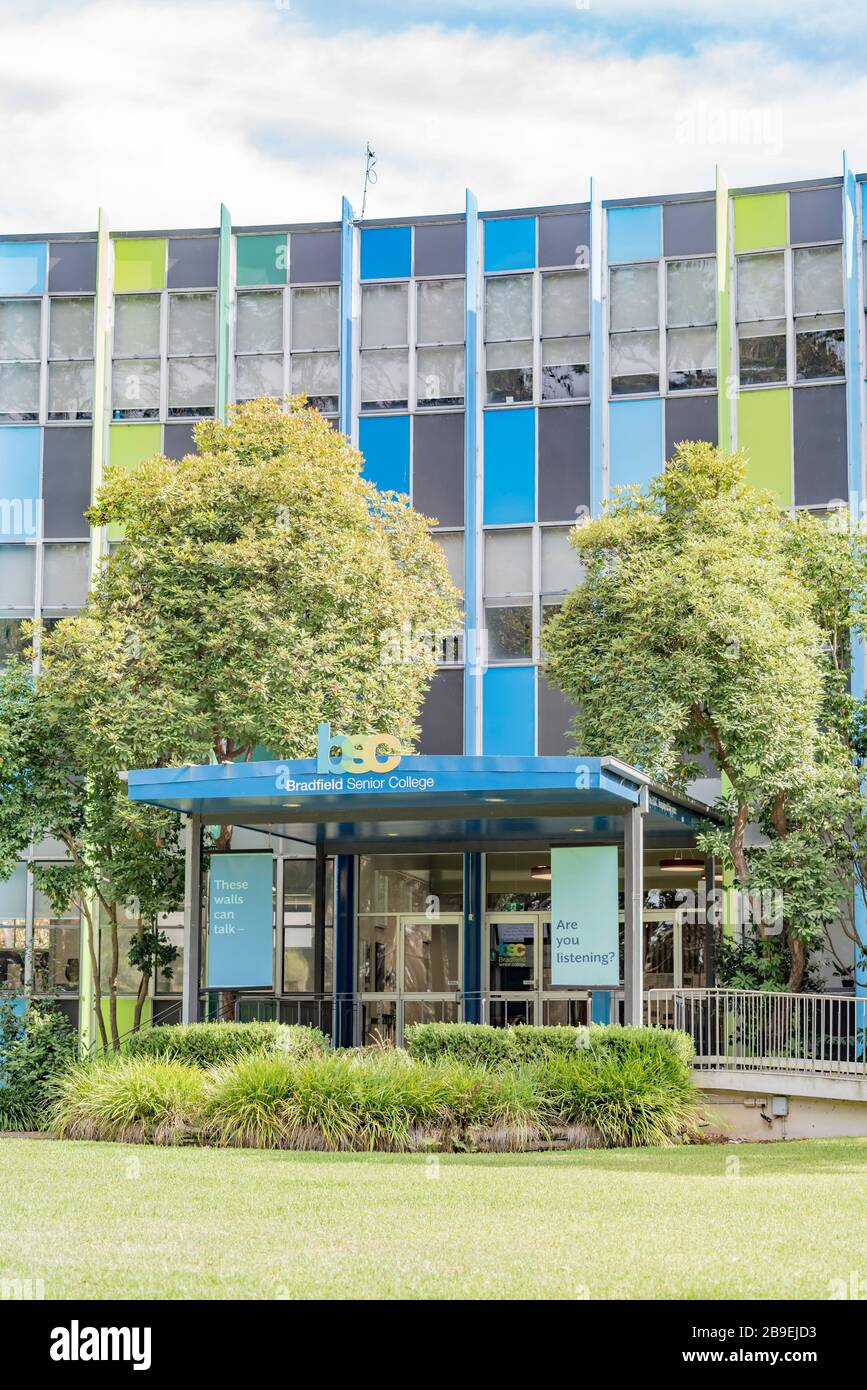Bradfield Senior College nel campus di St Leonards TAFE è una scuola superiore per 11 anni e 12 studenti specializzati nelle industrie creative. Foto Stock