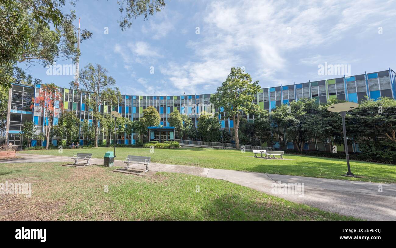 Bradfield Senior College nel campus di St Leonards TAFE è una scuola superiore per 11 anni e 12 studenti specializzati nelle industrie creative. Foto Stock