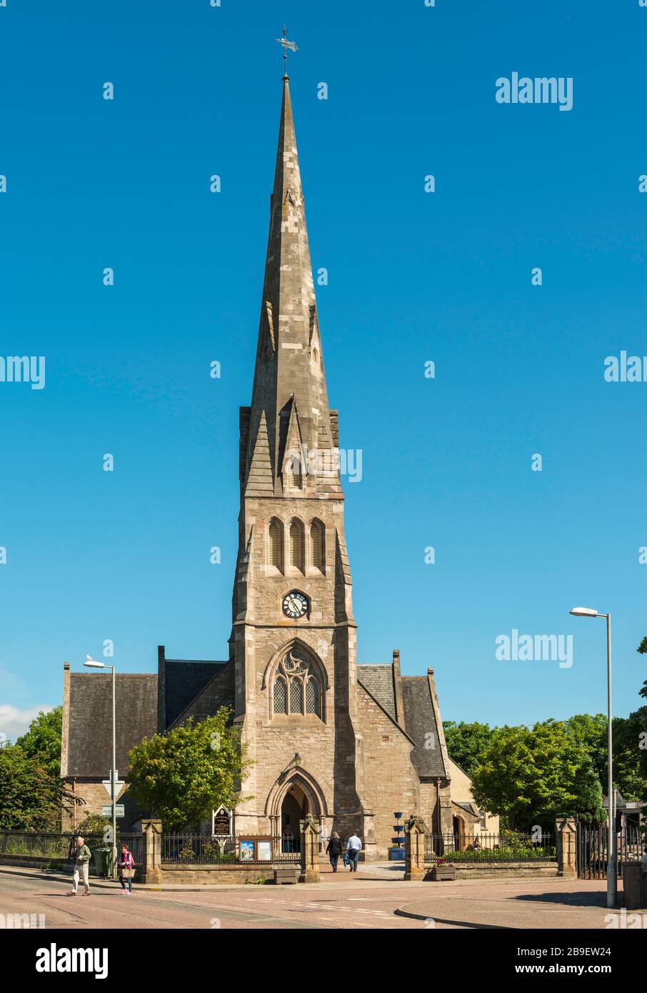 Chiesa di Scozia chiesa parrocchiale (1860) in Castle Road, Invergordon, Highland, Scozia. Architetti Ross e Joass. Foto Stock