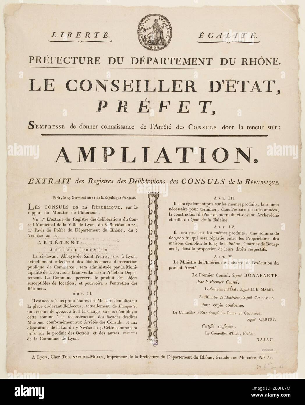 DIPARTIMENTO PREFETTURA DEL RODANO, CONSIGLIERE DI STATO GOVERNATORE, AFFRETTANO A CONOSCERE IL DECRETO CONSOLE ANONYME. "Préfecture du département du Rhône, le Conseiller d'Etat, préfet, s'empresse de donner connaissance de l'Arrêté des Consuls". Gravure sur bois/Typographie. 1802. Parigi, musée Carnavalet. Foto Stock