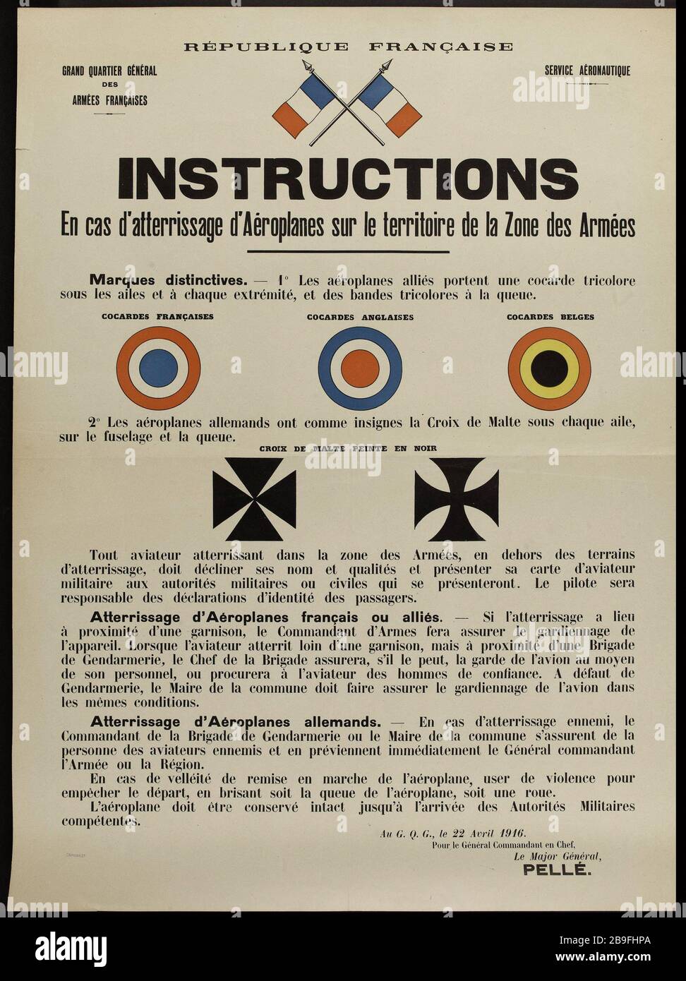 REPUBBLICA FRANCESE, GRANDE ESERCITO FRANCESE QUARTIER GENERALE DI SERVIZIO AEROMOBILI, ISTRUZIONI se aerei che atterrano sul territorio della zona armata Guerre 1914-1918. Affiche politique du 22 avril 1916 du service aéronautique du Grand Quartier général des Armées françaises donnant des instructions en cas d'atterrissage d'Aéroplans sur le territoire de la zone des Armées. Anonyme. Typographie,1916. Parigi, musée Carnavalet. Anonyme. République française, Grand Quartier général des Armées françaises, servizi Aéronautiques. Instruction en cas d'atterrissage d'Aéroplans sur le territoire de la zone des Armée Foto Stock