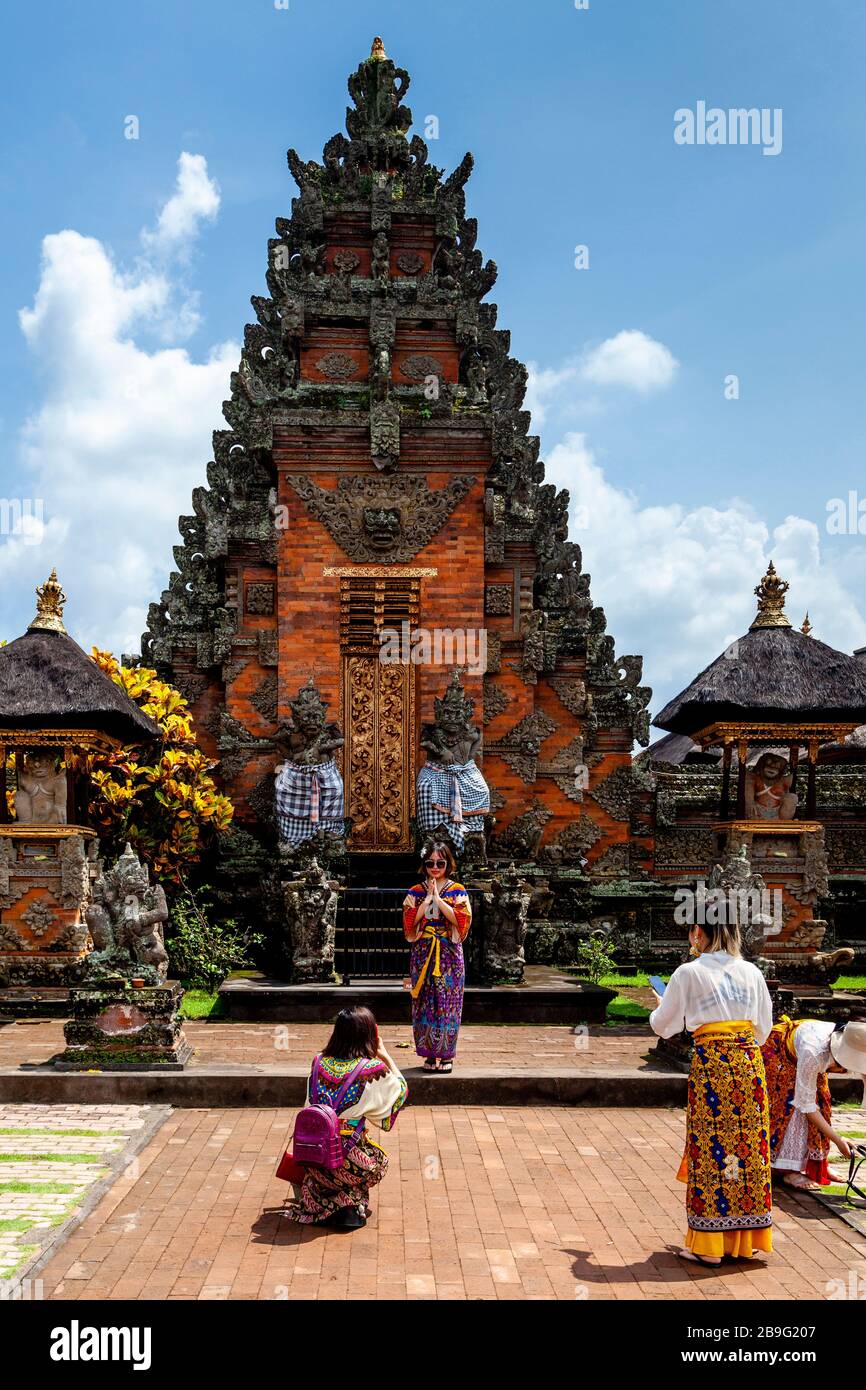 Tempio di pura Puseh, Batuan, Bali, Indonesia. Foto Stock