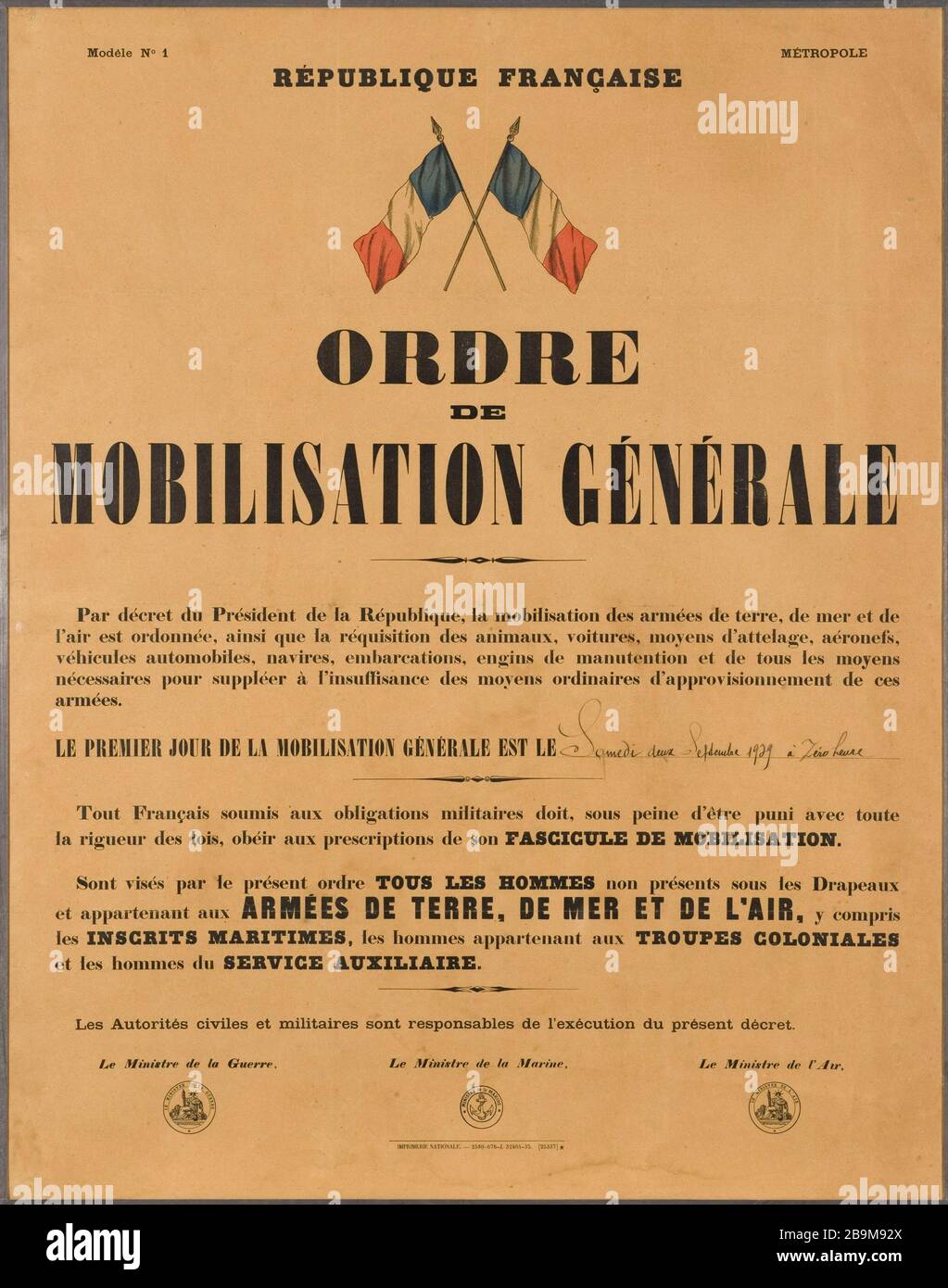 MOBILITAZIONE DEL MODELLO DI ORDINE GENERALE N. 1 METROPOLI GUERRE 1939-1945. "Ordre de mobilization générale. Modèle n° 1. Métropole. Par décret du Président de la République...'. Affiche, Imprimerie Nationale, 1939. Musée du Général Leclerc de Hauteclocque et de la Libération de Paris, musée Jean Moulin. Foto Stock