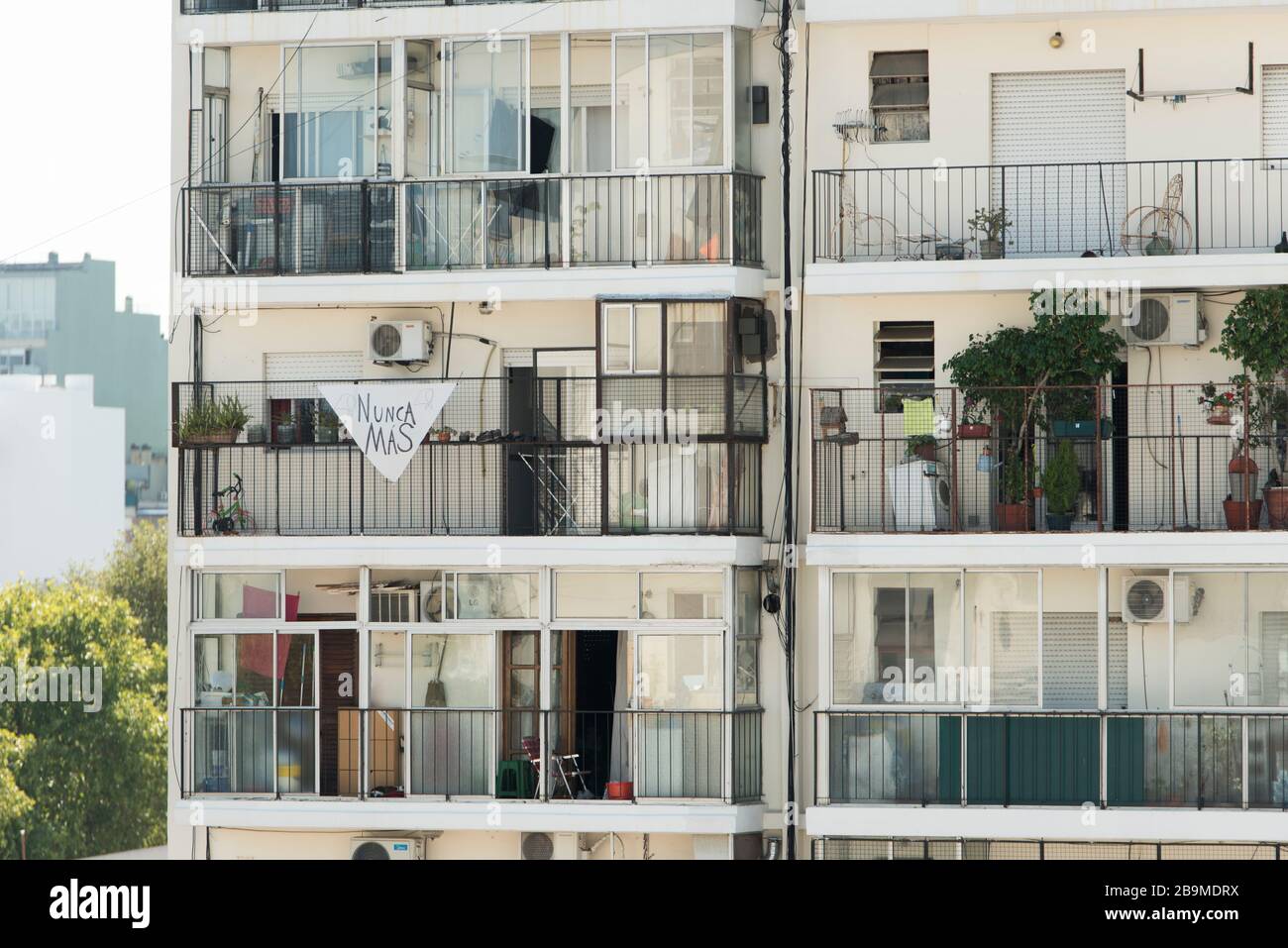 CABA, Buenos Aires / Argentina; 24 marzo 2020: Giornata nazionale della memoria per la verità e la giustizia; nel mezzo della quarantena del coronavirus, covid- Foto Stock