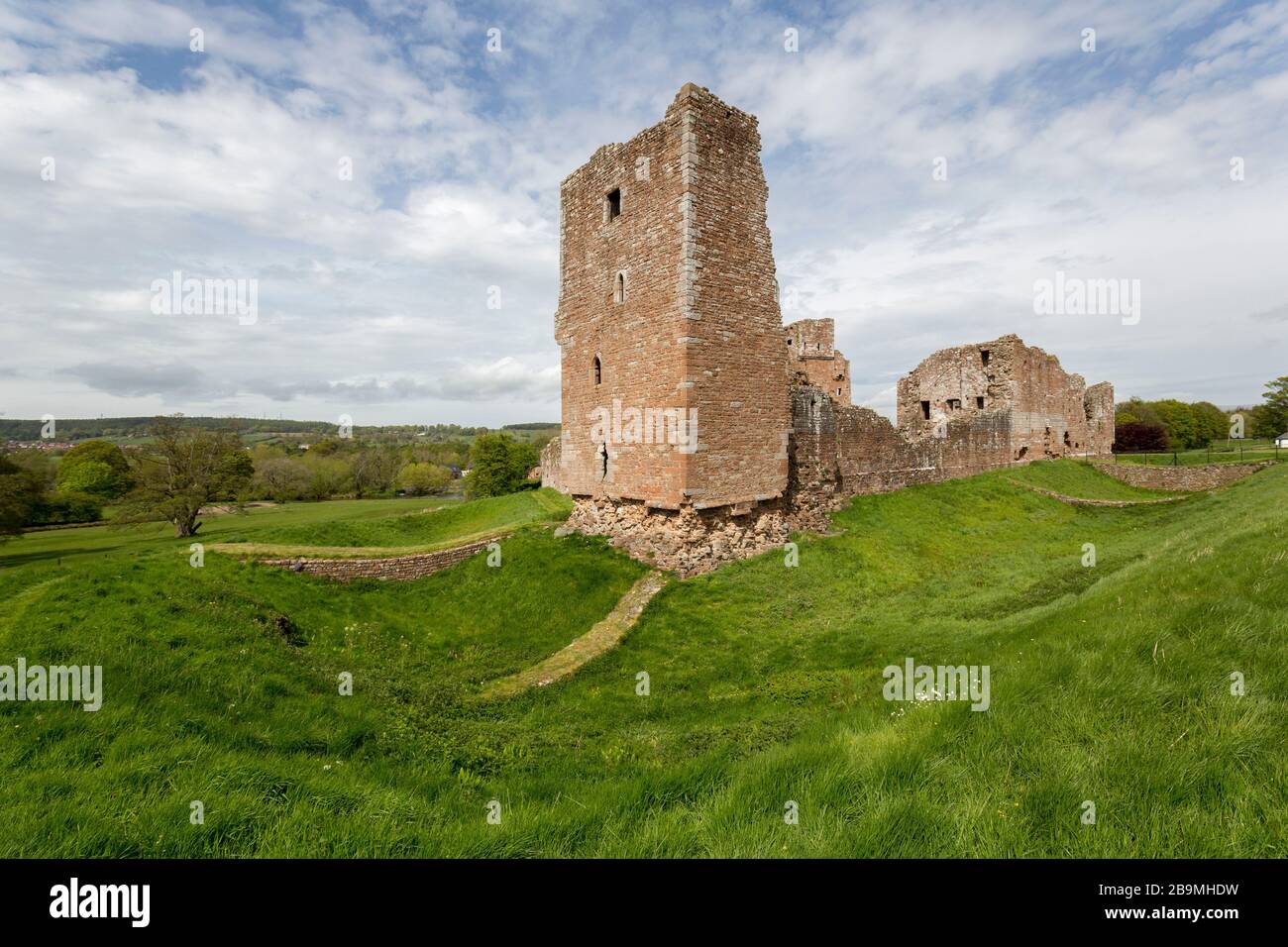 Torre della Lega, Brougham Castle Ruin, Cumbria, Inghilterra, Regno Unito Foto Stock