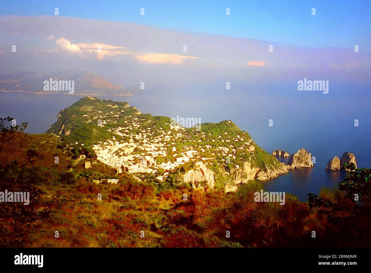 Vista dal Monte Solaro, verso i Faraglioni. Capri, Italia. Il mare e il cielo si mescolano nella nebbia. - Arte digitale dalla foto. Foto Stock