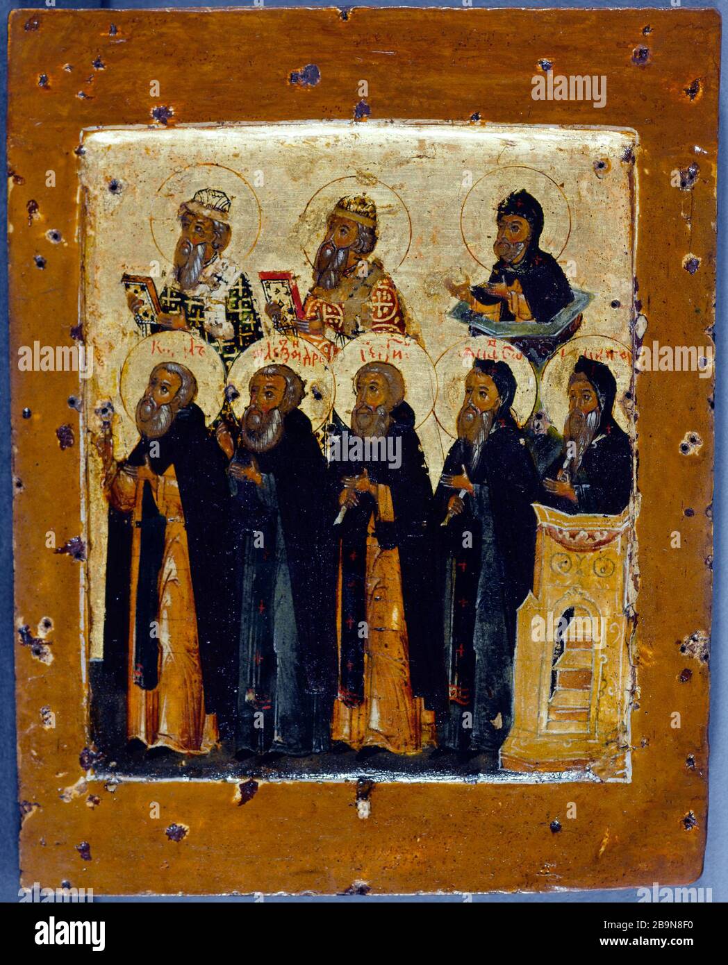 Otto santi Cyril Alexander Serge, Alypios Philippe, Jonas e Simeon, Mosca 'Icône russe - santi huit : Cyrille, Alexandre, Serge, Alypios, Philippe, Jonas et Siméon, Moscou', XVIIIème siècle. Anonyme. Tempera sur panneau de bois enduit. Musée des Beaux-Arts de la Ville de Paris, Petit Palais. Foto Stock