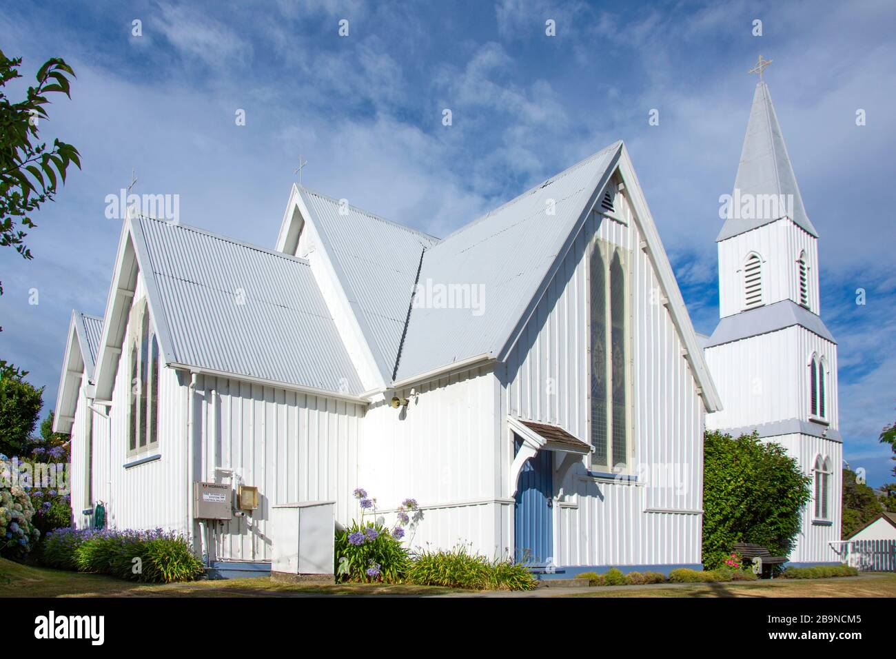 Chiesa anglicana storica di San Pietro, Rue Balguerie, Akaroa, Penisola di Banks, Canterbury, Nuova Zelanda Foto Stock