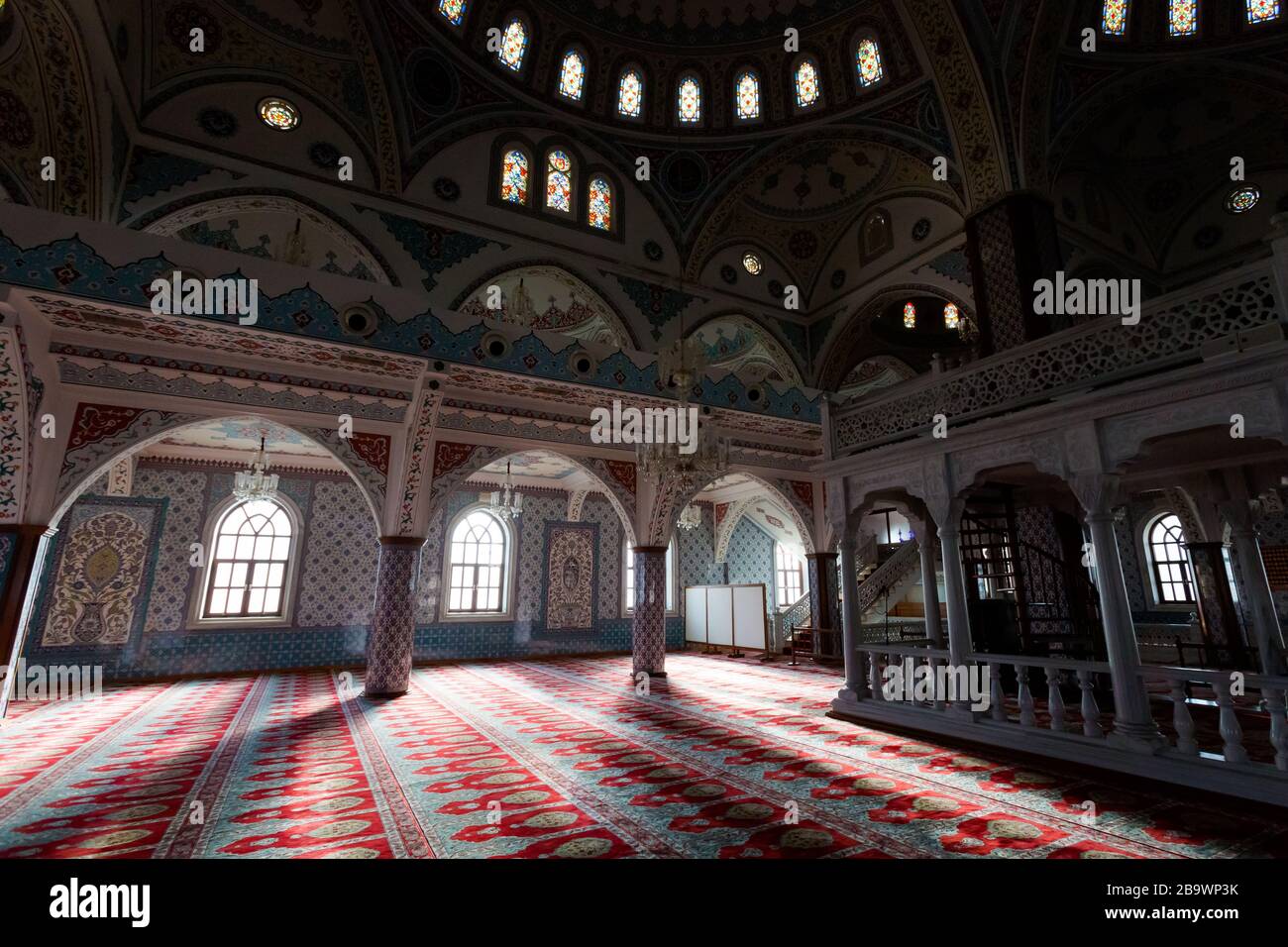 Bella architettura di MRK. Kulliye Cami nella città di Manavgat in Turchia, Antalya. Bellissimo edificio sacro. Foto Stock