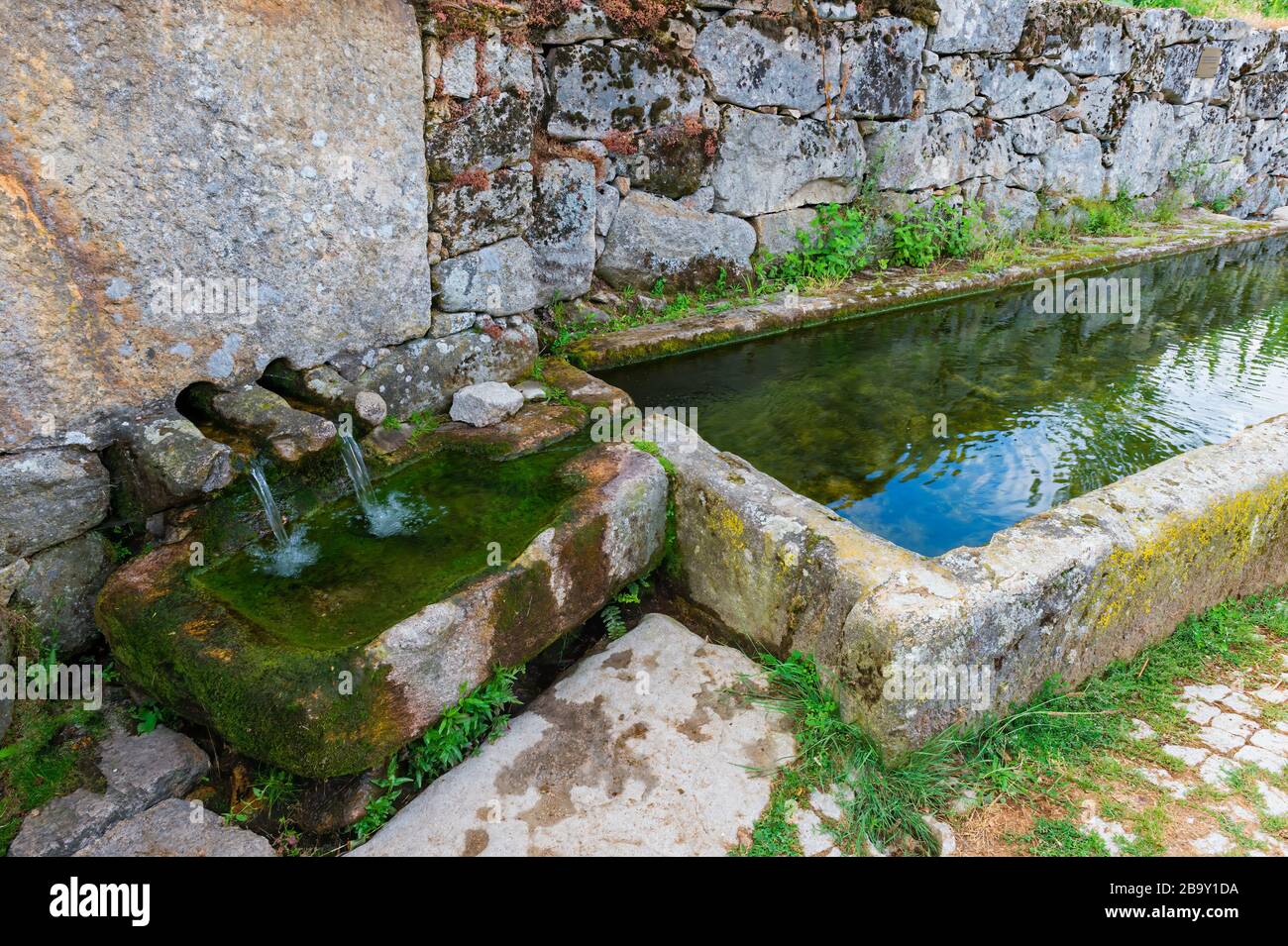 Ex casa di lavaggio villaggio, Paredes do Rio, Peneda Geres Parco Nazionale, Minho, Portogallo Foto Stock