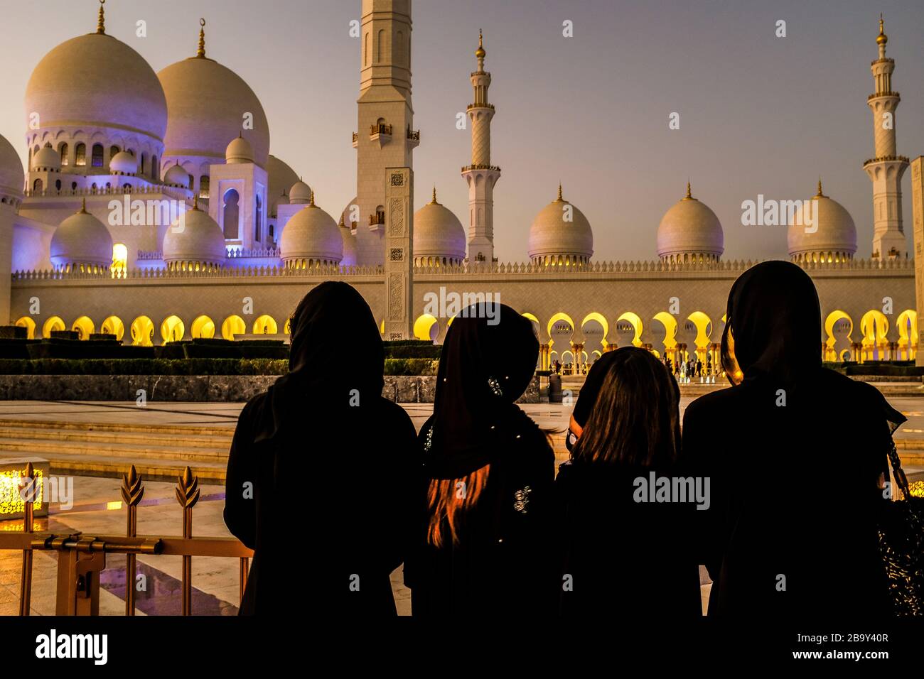 Emirati Arabi Uniti. Abu Dhabi. Grande moschea Sheikh Zayed Foto Stock