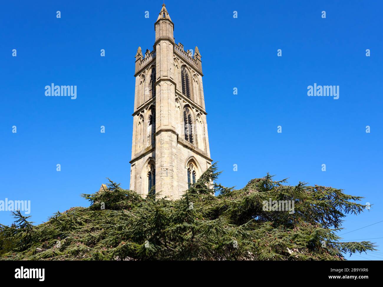 Torre della chiesa di St Werburgh a Bristol Regno Unito ora un centro di arrampicata - la chiesa è stata spostata a 2 miglia da Corn St per la posizione attuale nel 1887-89 Foto Stock