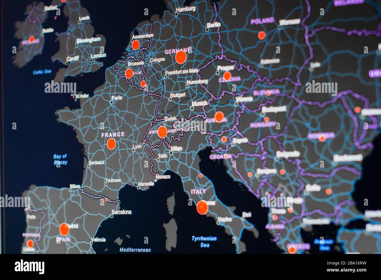 Francia, Germania mappa di Coronavirus, SARS-Cov-2. Casi confermati di coronavirus nel mondo. Report globale su COVID-19 Foto Stock