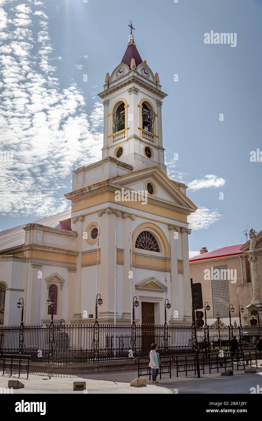 Gli edifici di Punta Arenas si affacciano sul centro Foto Stock