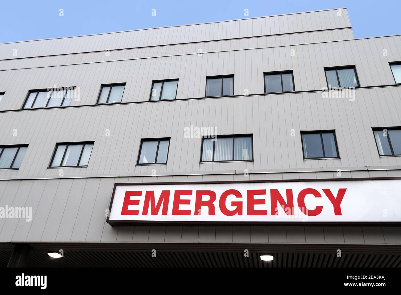 Segnale di emergenza presso un piccolo ospedale Foto Stock