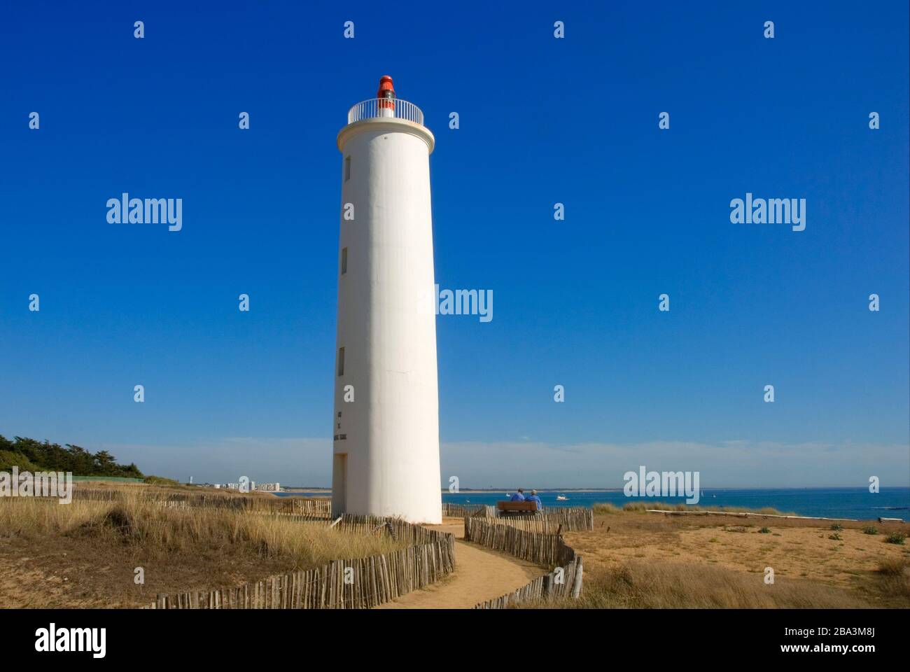 Frankreich, Poitou-VendÈe, Poitou-Vendee, Charente-Maritime, Saint Hilaire De Riez, Saint-Gilles-Croix-de-Vie, Leuchtturm, Feu de Grosse Terre Foto Stock