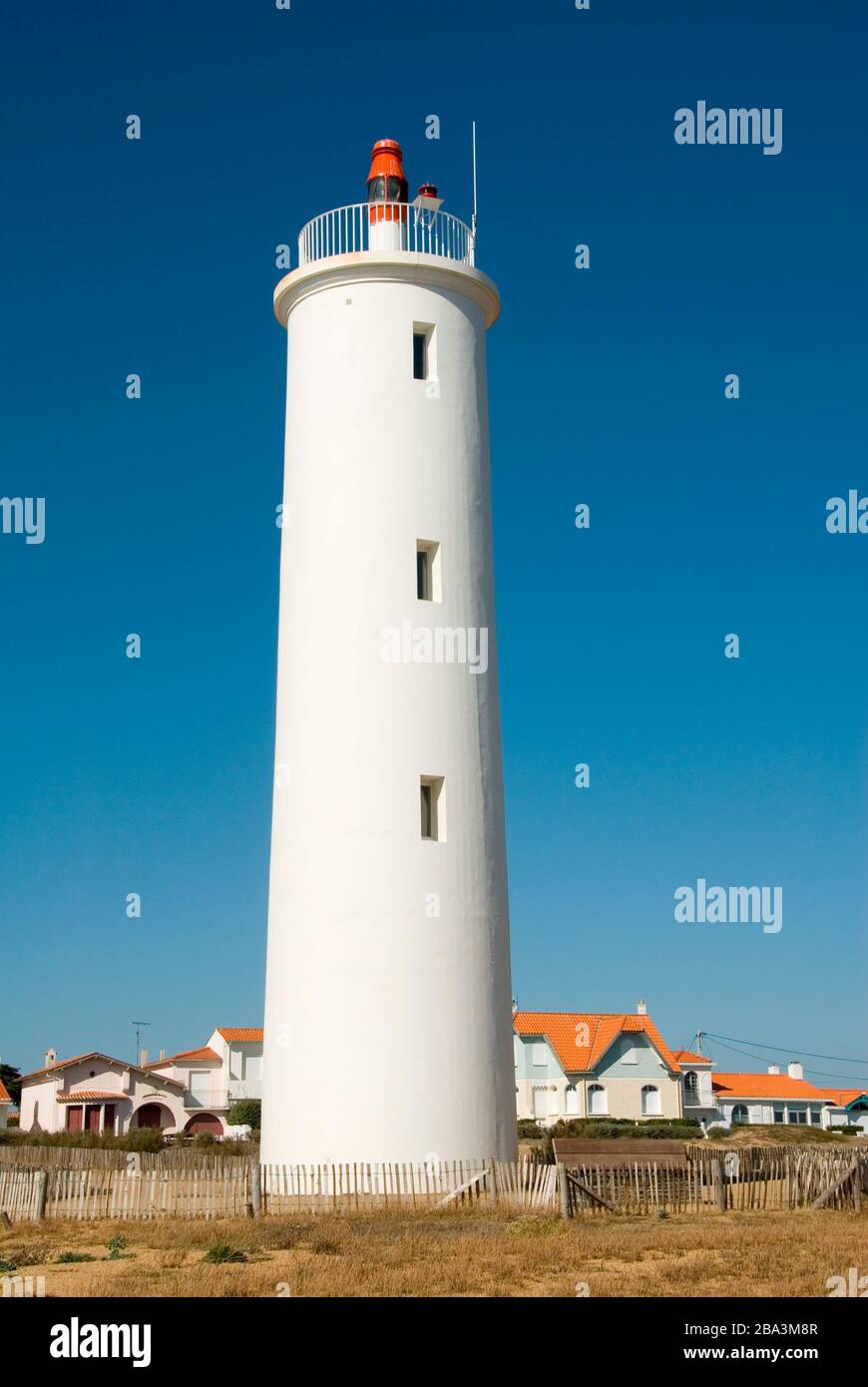 Frankreich, Poitou-VendÈe, Poitou-Vendee, Charente-Maritime, Saint Hilaire De Riez, Saint-Gilles-Croix-de-Vie, Leuchtturm, Feu de Grosse Terre Foto Stock