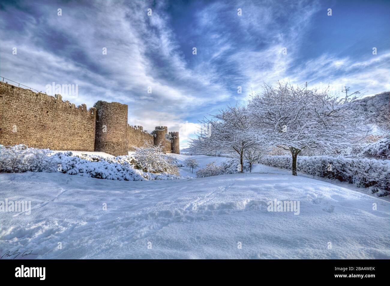 Conwy Castello dopo una tempesta di neve Foto Stock