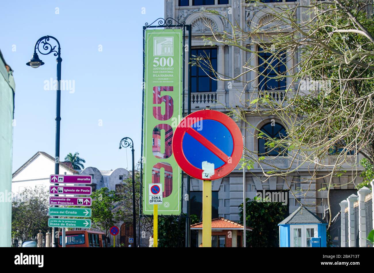 Scena a Plaza de San Francisco de Asis a la Havana Foto Stock