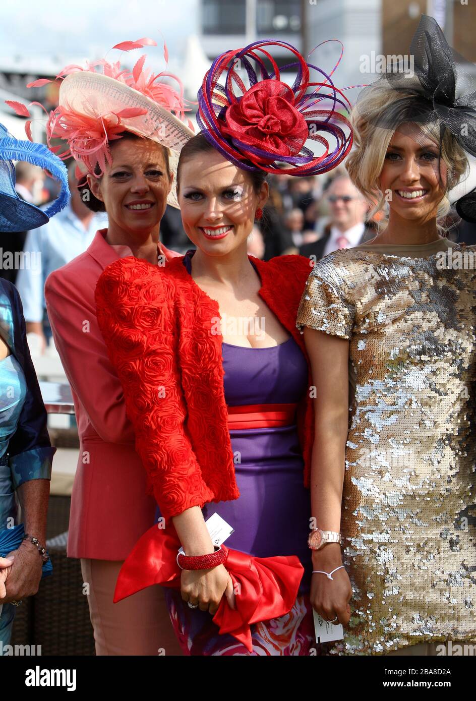 Racegoers durante l'Ayr Gold Cup Day all'Ayr Racecourse Foto Stock