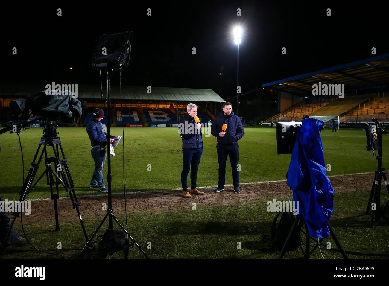 BT Sport conclude la copertura live della partita di FC Halifax Town e Ebbsfleet durante la partita della Vanarama Conference Premier League allo Shay Foto Stock