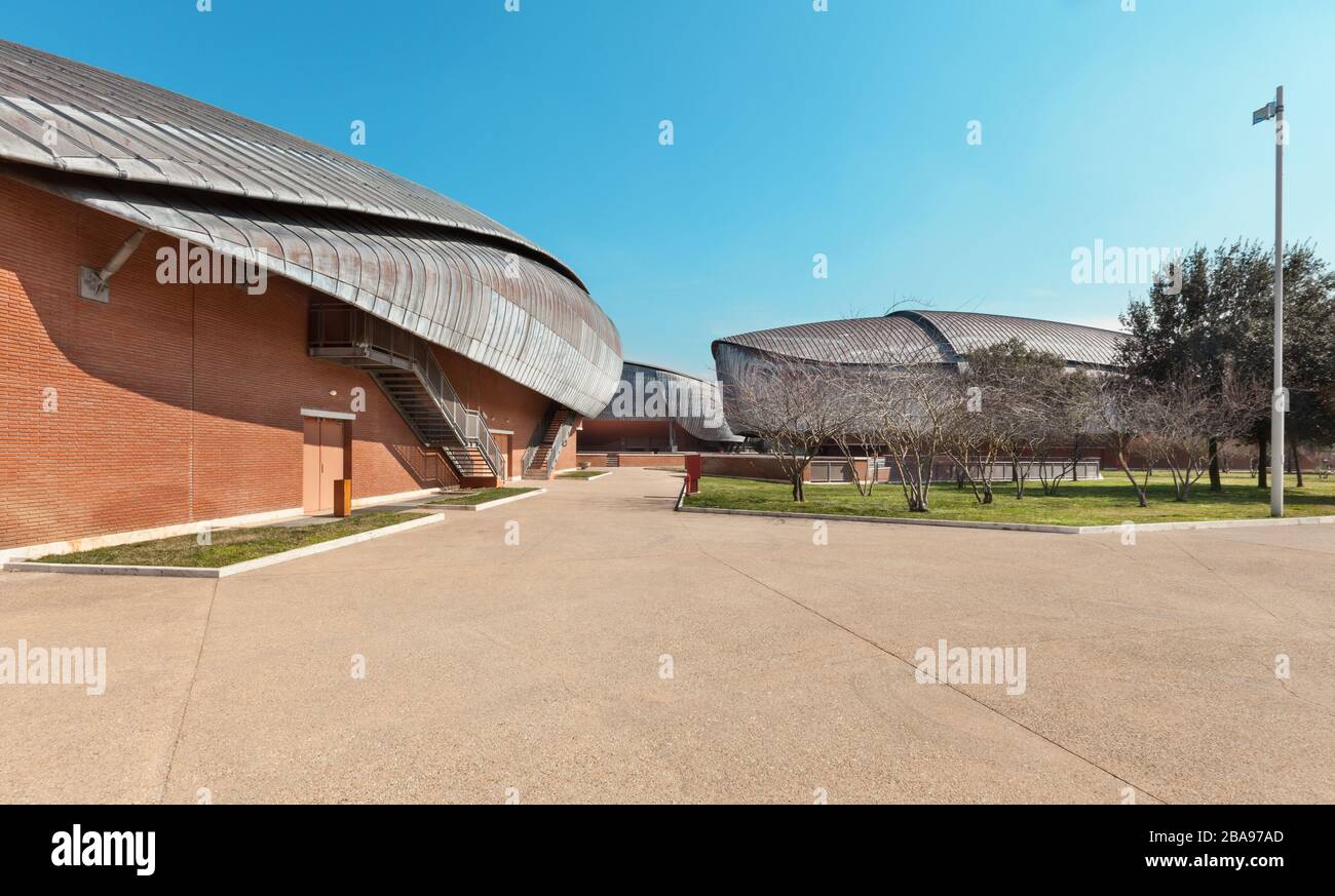 ROMA, ITALIA - 14 MARZO 2015: Vista dall'esterno dell'Auditorium Parco della Musica, struttura interamente dedicata all'arte architetto Renzo piano Foto Stock